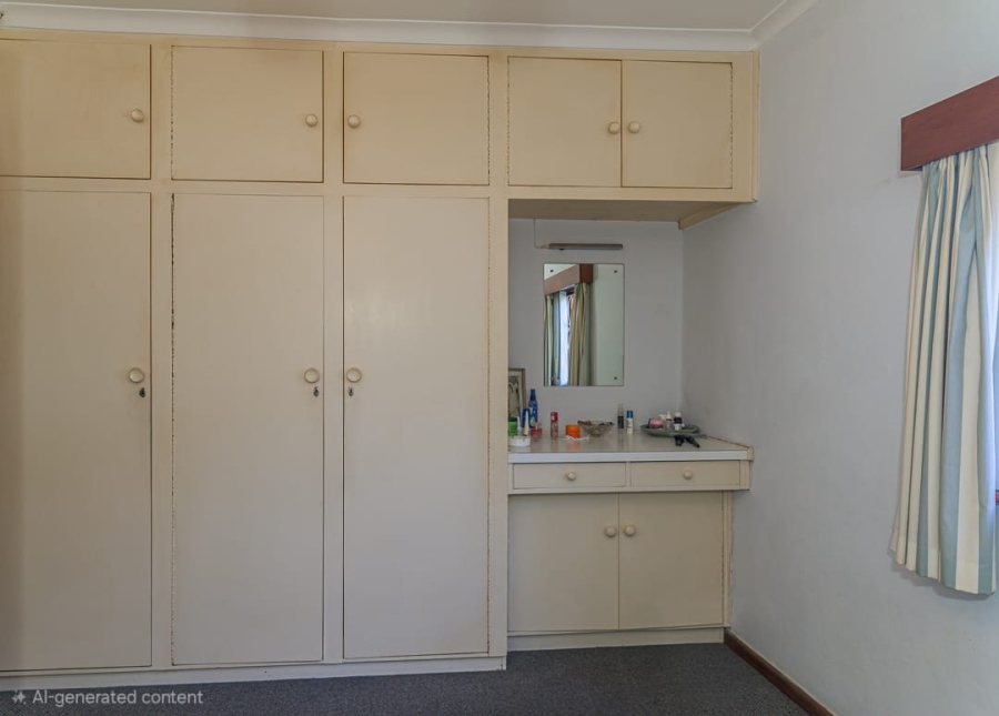 4 Bedroom Property for Sale in Voelklip Western Cape